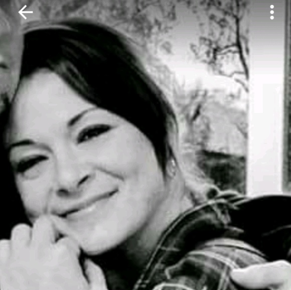 Meet your Posher, Lindsay - Picture 1 of 1